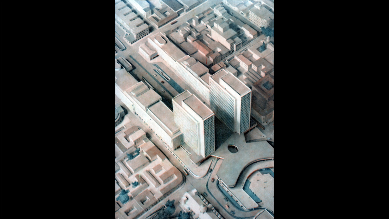 5. En Elite (1949) salieron fotos de la maqueta.