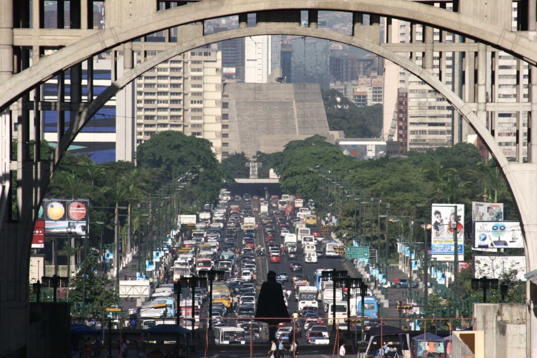 7. Av.Bolívar desde el PdJ.