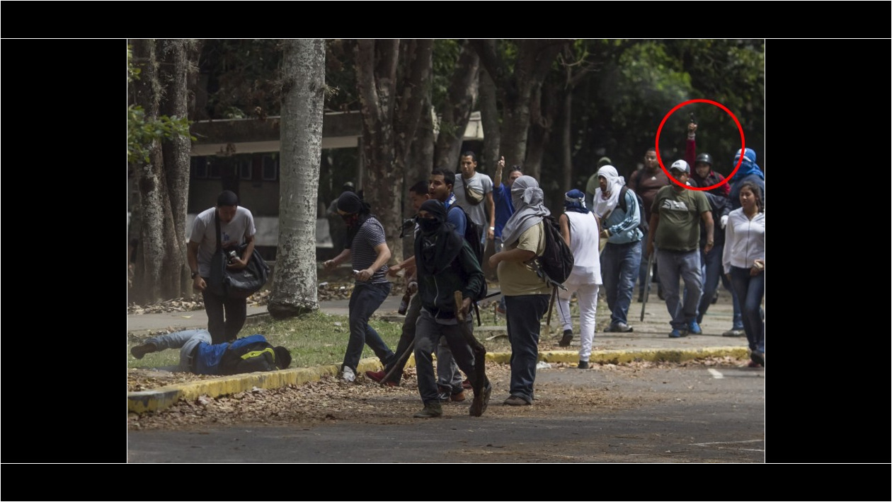 Paramilitares en acción 1