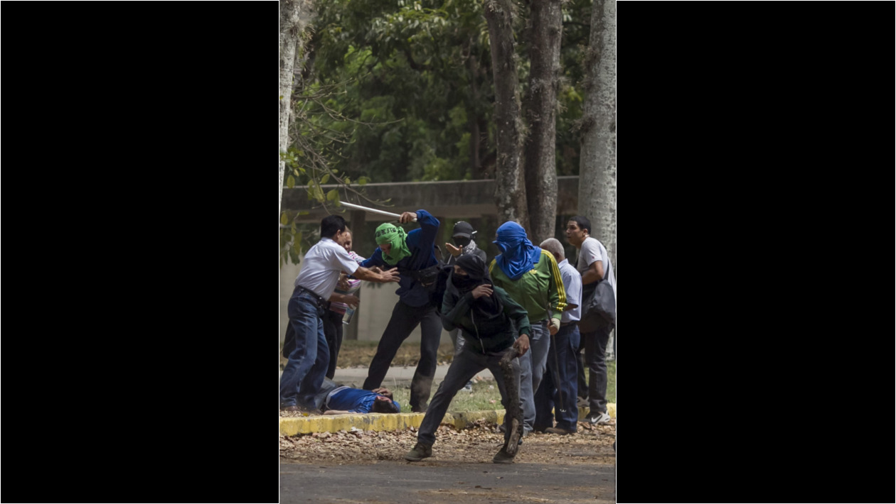 Paramilitares en acción 5