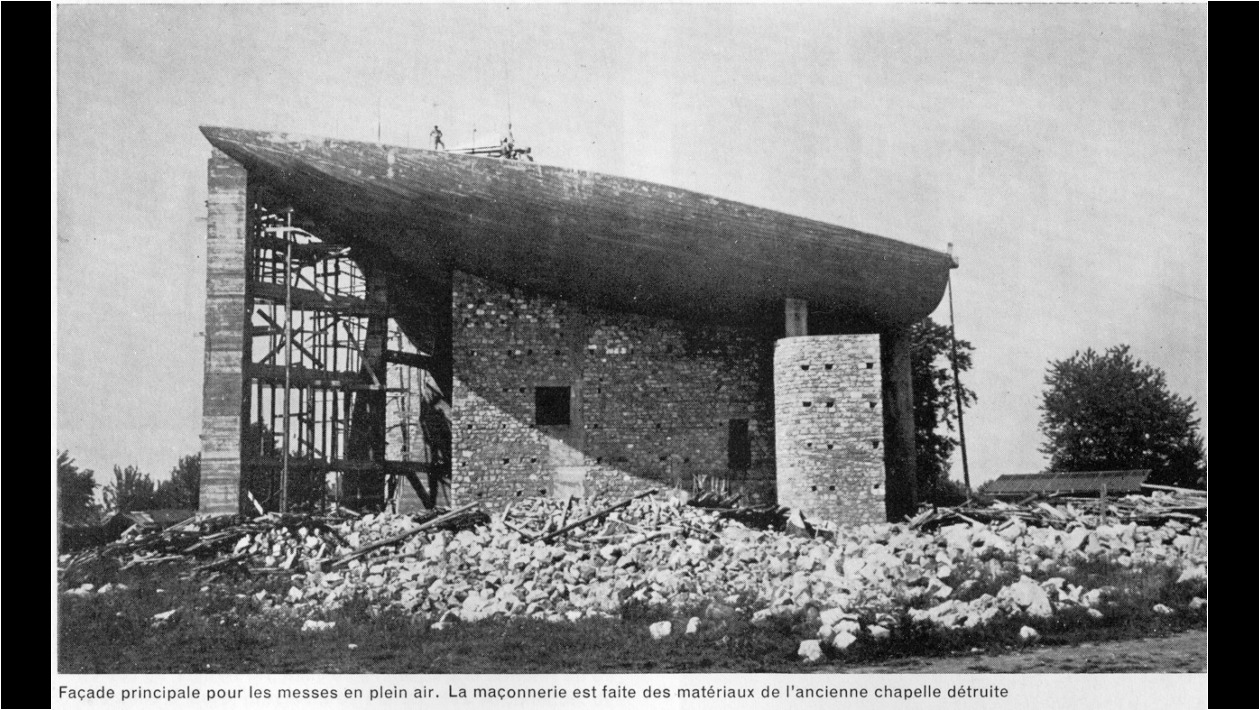 2.La piedra en el Este. La "caja" de María