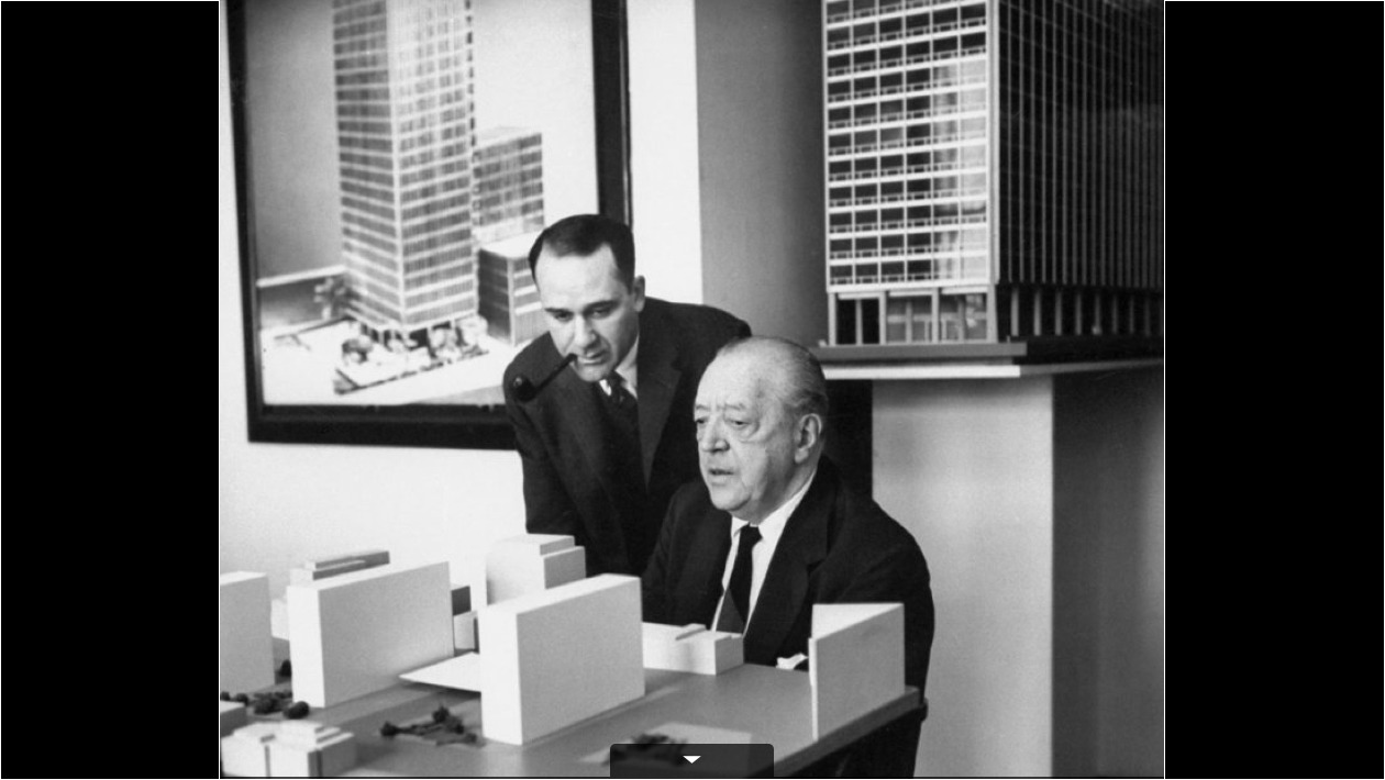 2.Mies y el promotor Herbert Greenwald