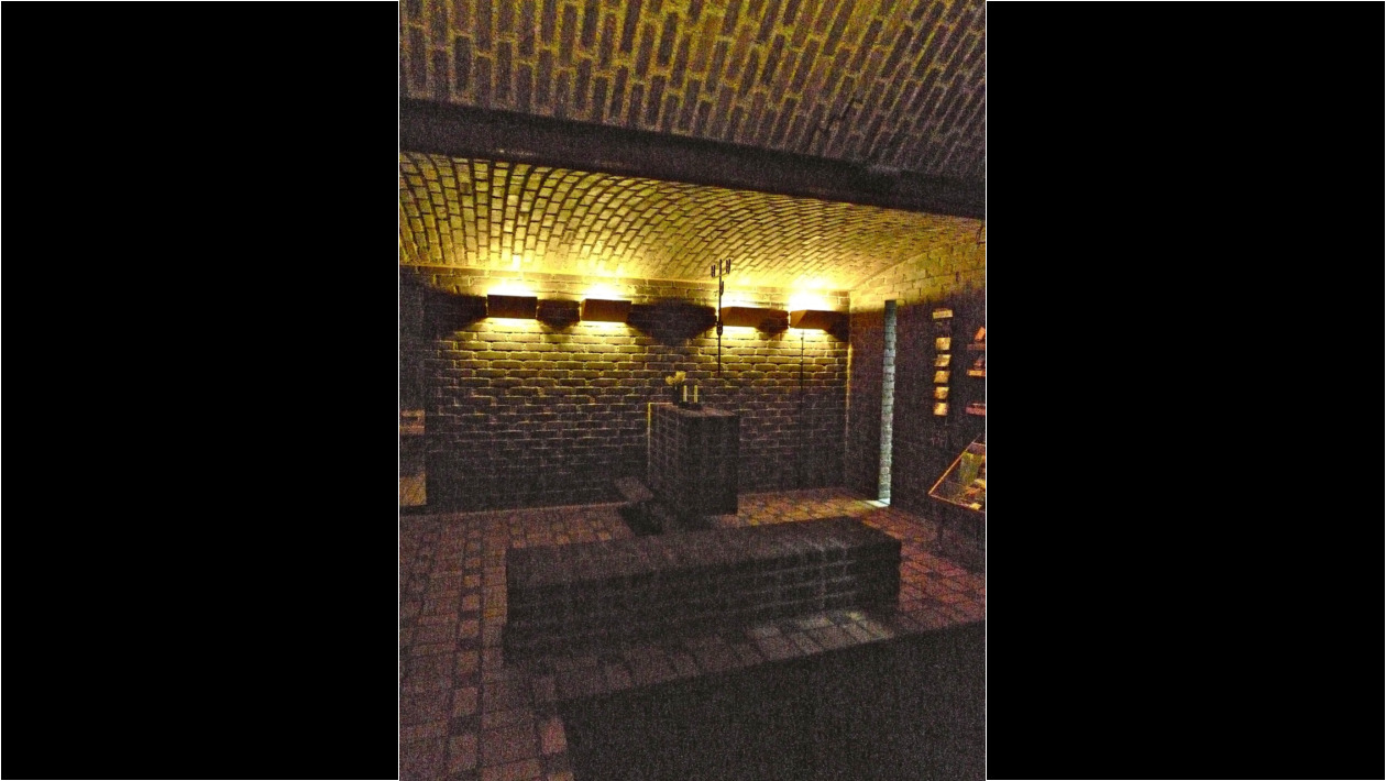 3.El lado contrario al altar de matrimonios