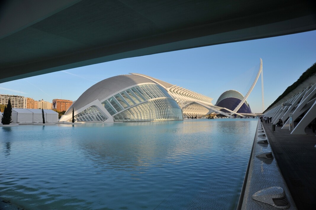 Hemisferic, el puente y detrás el Ágora