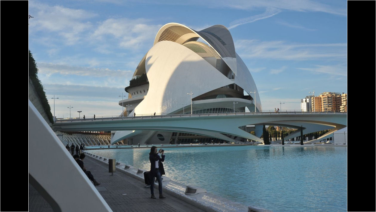 El Teatro de Ópera de Valencia, de Santiago Calatrava.