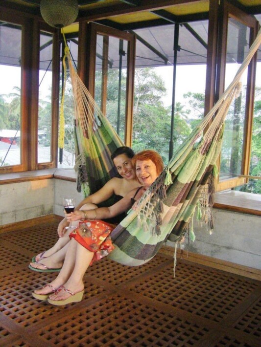 Con una amiga en el ático (posada en 2012).